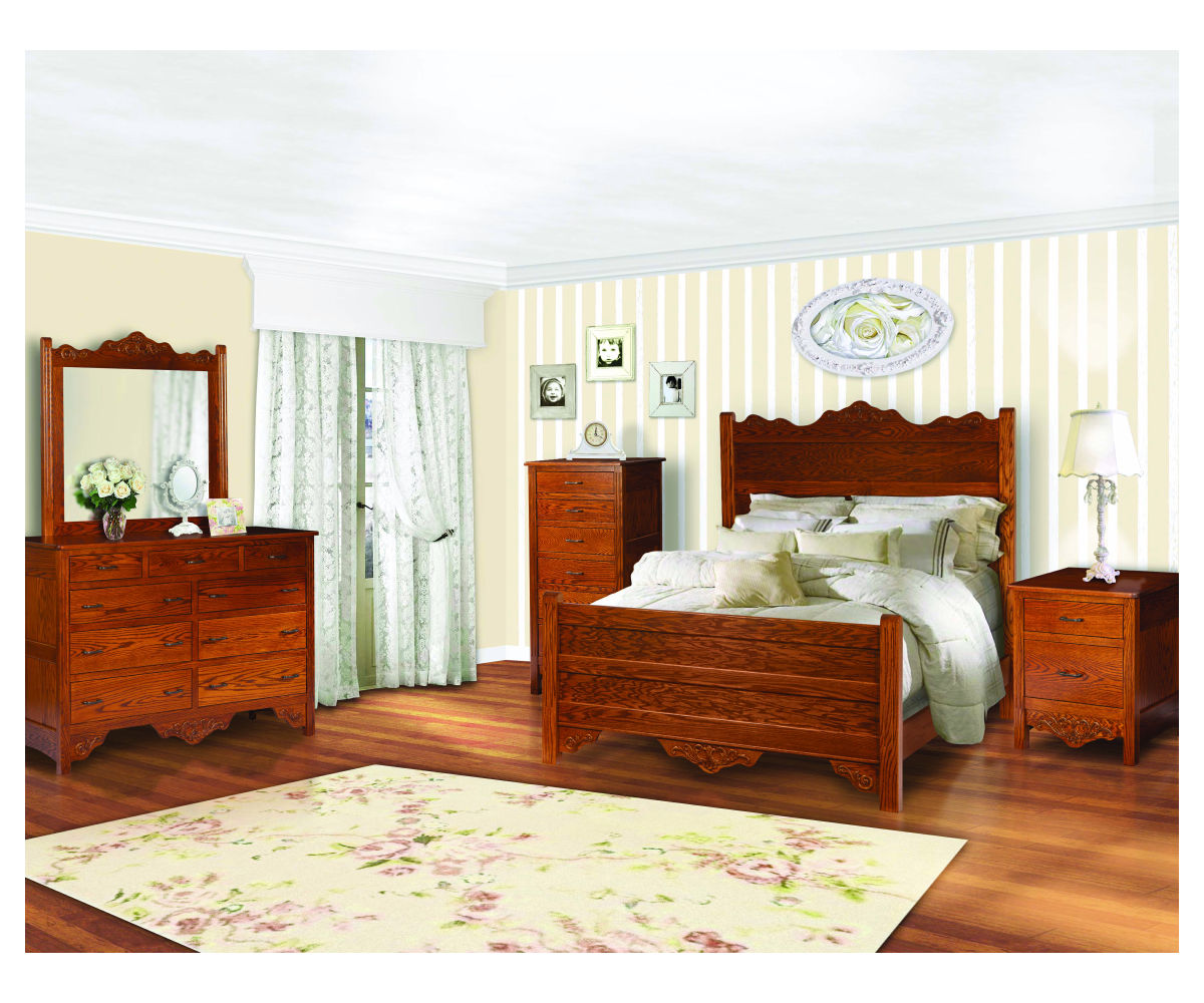 Amish_Country_carved_room