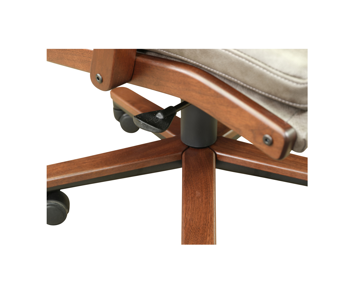 PWC-PCE-744-Detail-3